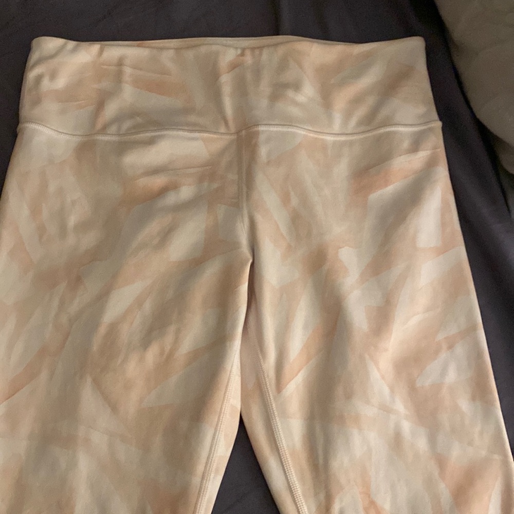 Athleta women leggings size L. Hardly worn.